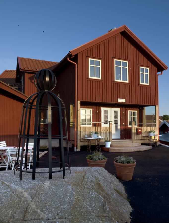 Lotshotellet 3* Karingon